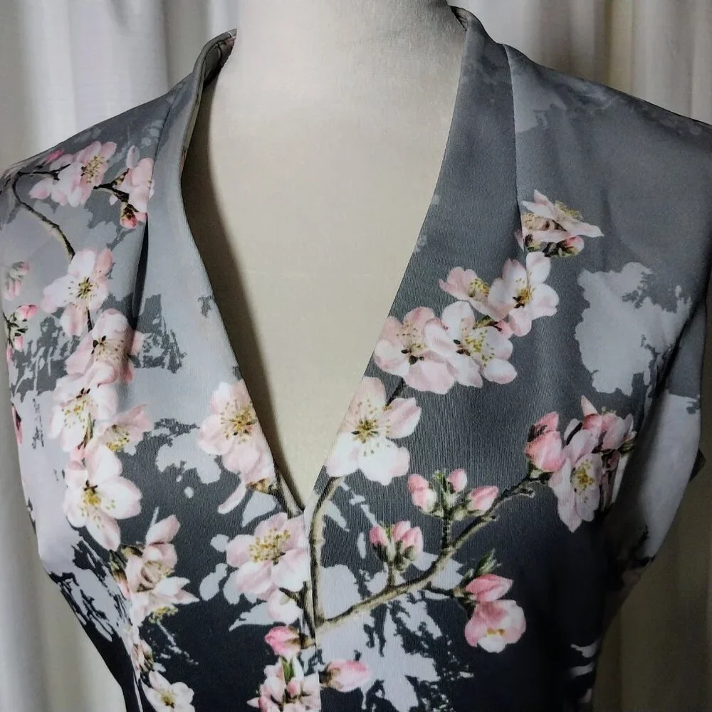 PHASE EIGHT SIZE 10 GRAY & PINK V NECK FLORAL MIDI DRESS - Picture 3 of 12